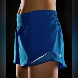 NWOT Lululemon hotty hot high rise short - 4 inch symphony blue